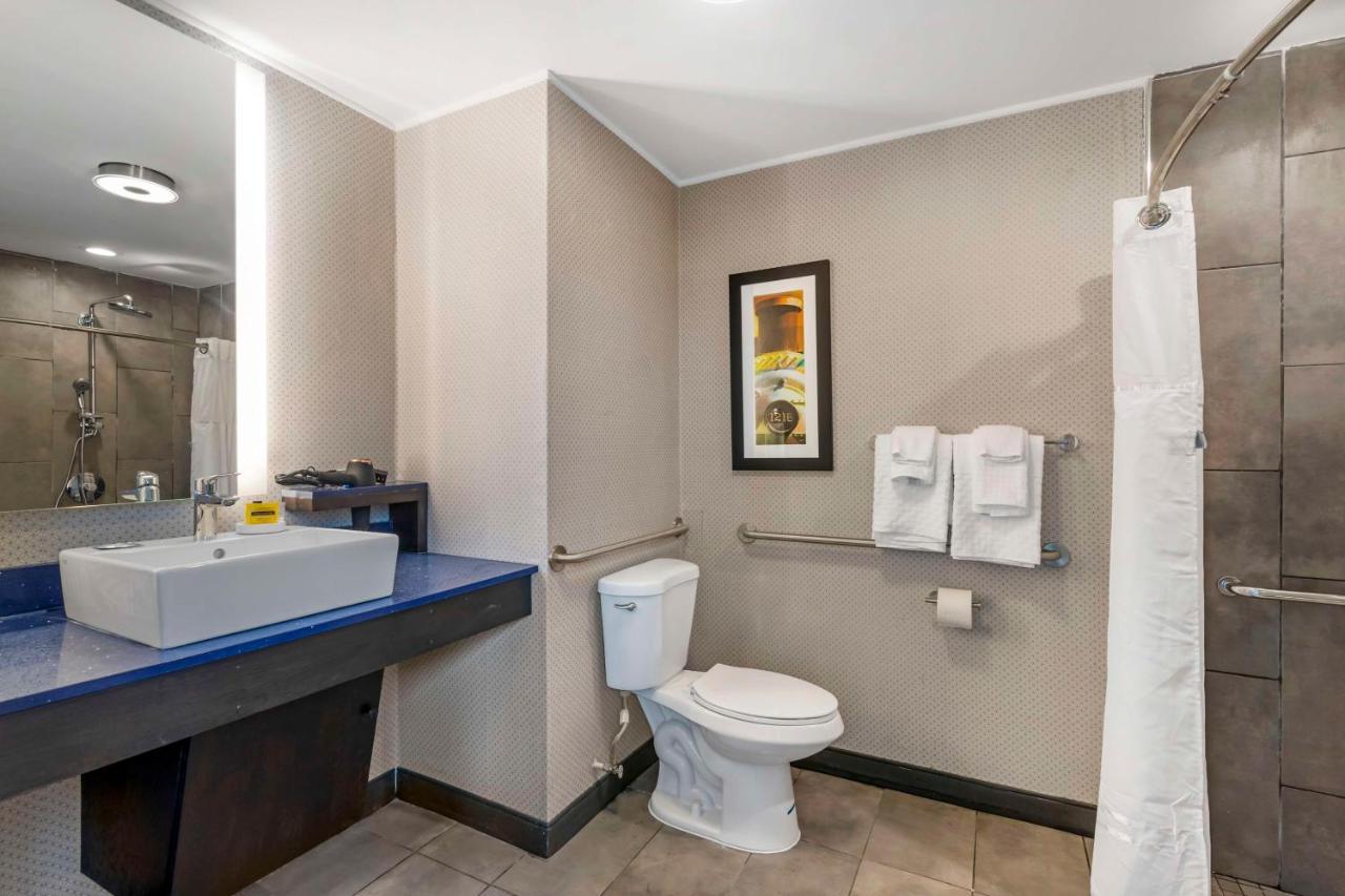 Glo Best Western Pooler - Savannah Airport Hotel Экстерьер фото