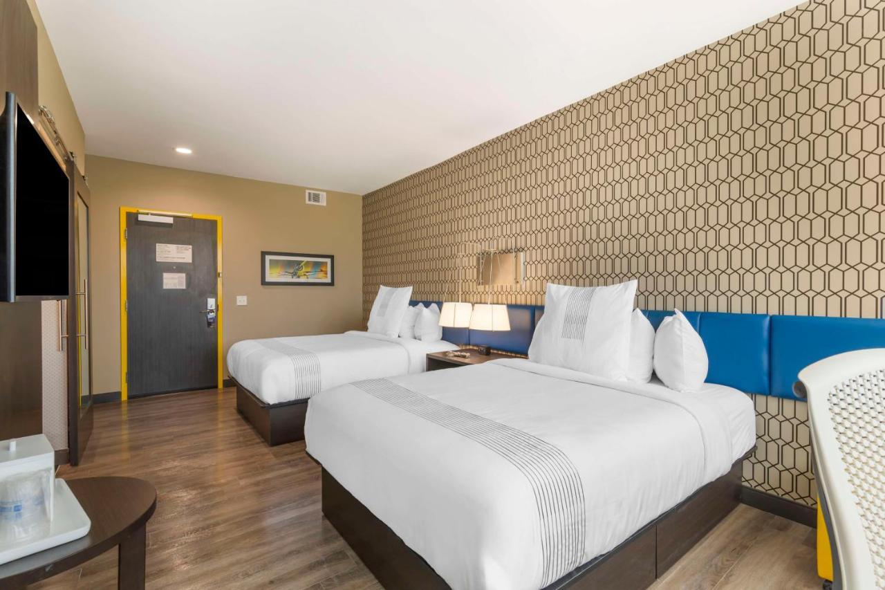 Glo Best Western Pooler - Savannah Airport Hotel Экстерьер фото