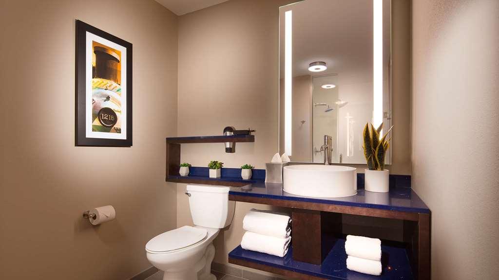 Glo Best Western Pooler - Savannah Airport Hotel Экстерьер фото