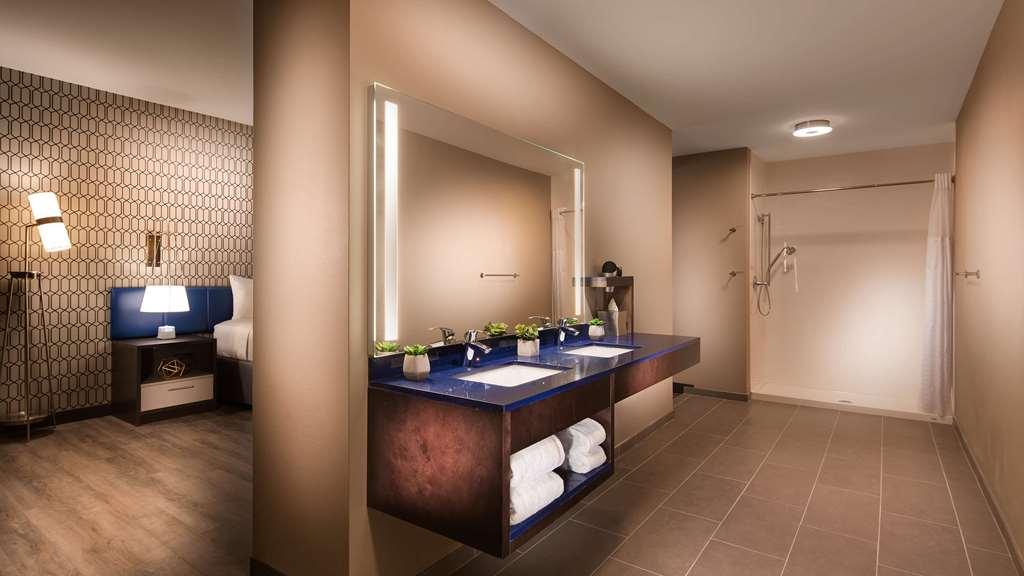 Glo Best Western Pooler - Savannah Airport Hotel Экстерьер фото