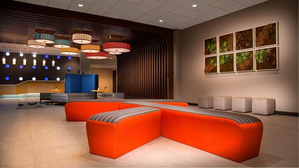 Glo Best Western Pooler - Savannah Airport Hotel Интерьер фото