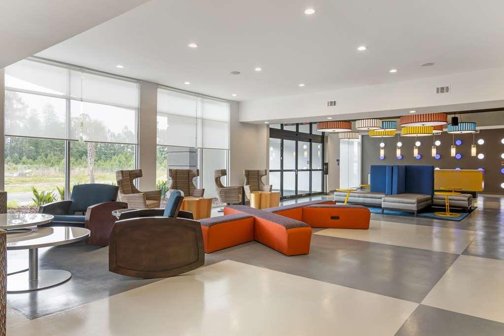 Glo Best Western Pooler - Savannah Airport Hotel Интерьер фото